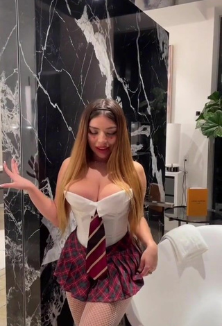5. Hot Katiana Kay Shows Cleavage in White Corset and Bouncing Boobs