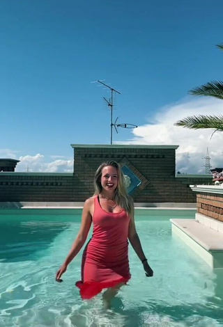 4. Hot lalequita in Red Dress at the Swimming Pool
