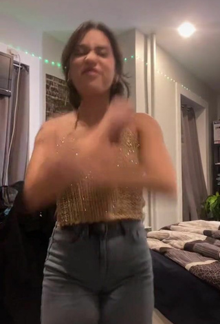 2. Cute Lilratpiss in Crop Top No  Bra and Bouncing Tits