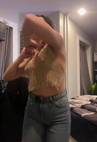 5. Cute Lilratpiss in Crop Top No  Bra and Bouncing Tits
