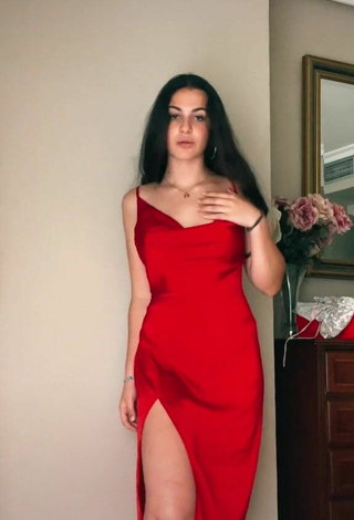 3. Sexy Luciasigi in Red Dress