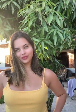 Hot Luiza Ribeiro in Yellow Crop Top