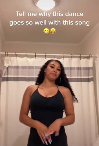 Cute Makayla Marley Shows Cleavage in Black Crop Top and Bouncing Tits
