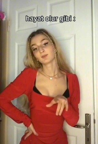 3. Sexy Övgü Aykan Shows Cleavage in Red Dress