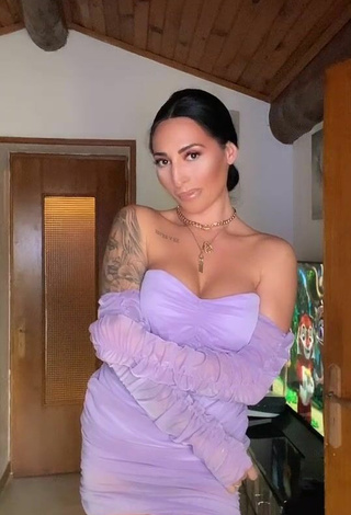 Really Cute Pocahontasmaria Shows Cleavage in Purple Dress