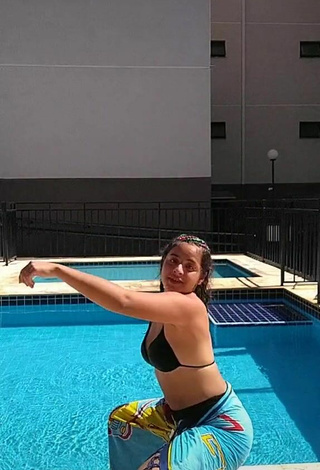 3. Sexy Raquel Toledoh in Black Bikini at the Swimming Pool and Bouncing Boobs