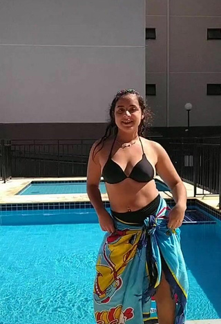 4. Sexy Raquel Toledoh in Black Bikini at the Swimming Pool and Bouncing Boobs
