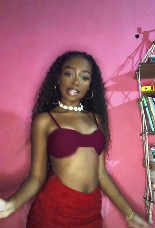 4. Sensual Laiane Rodrigues in Red Bikini Top