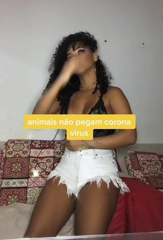 2. Cute Ziane Martins Shows Cleavage in Top and Bouncing Boobs