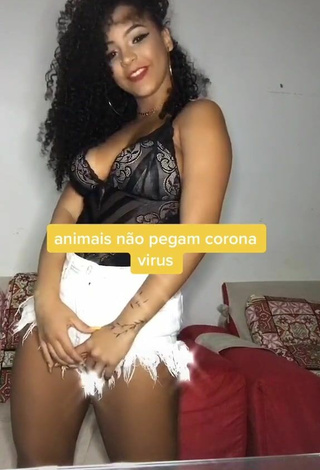 6. Cute Ziane Martins Shows Cleavage in Top and Bouncing Boobs