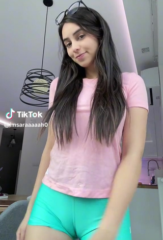 Sexy imsaraaaaah Shows Cameltoe