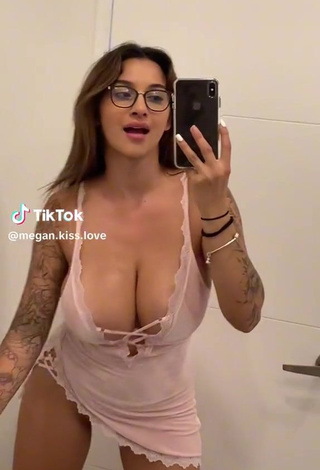 4. Hot megan.kiss.love Shows Pussy Lips and Bouncing Boobs