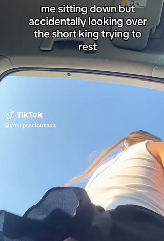 7. Sexy yourpreciousava Shows Butt in a Car No Brassiere