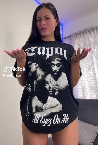 21. Sexy Yiseth Gomez Shows Cameltoe