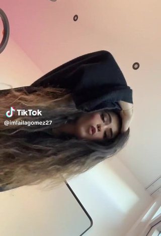 14. Sexy Laila Gomez Shows Asshole