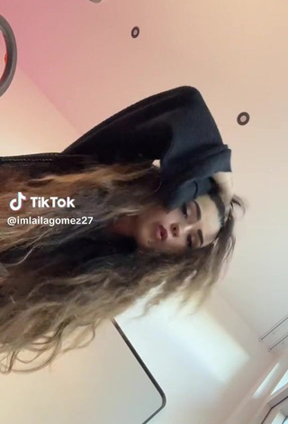 21. Sexy Laila Gomez Shows Asshole