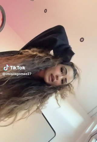 25. Sexy Laila Gomez Shows Asshole