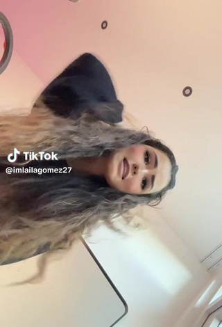 31. Sexy Laila Gomez Shows Asshole