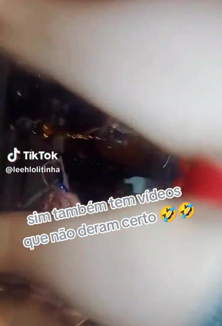 2. Sexy leehlolitinha in Panties while Twerking