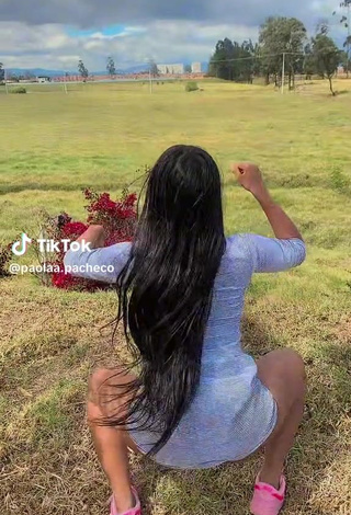 3. Sexy Paola Pacheco Shows Asshole while Twerking
