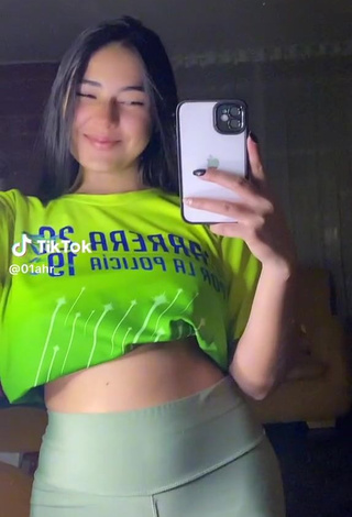 1. Sexy 01ahr_ Shows Cameltoe