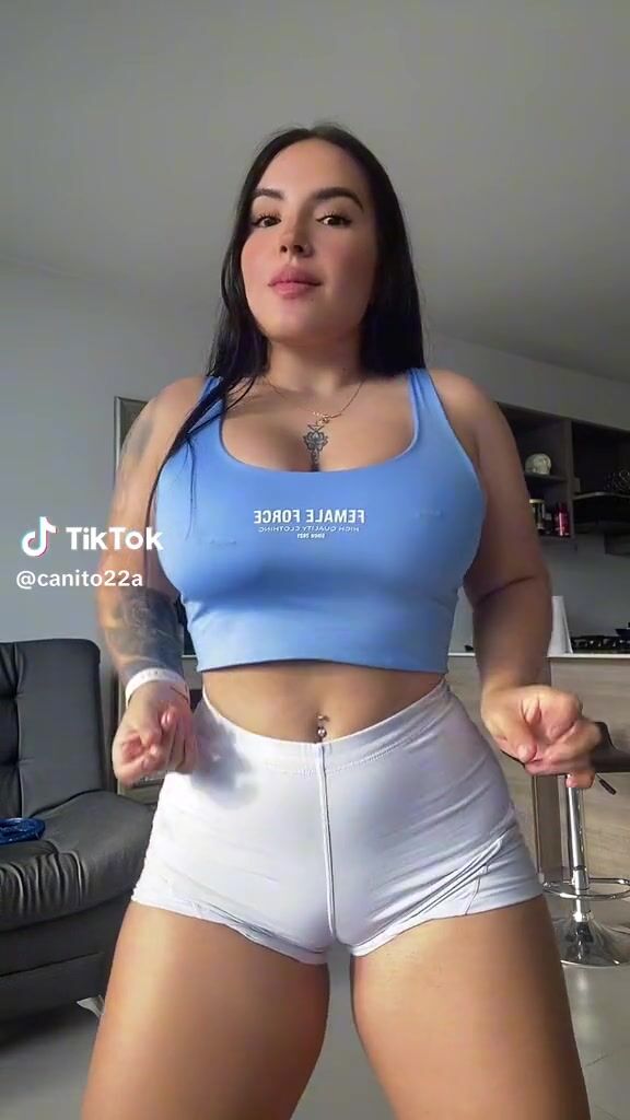 Sexy Antonella Cano Shows Cameltoe | sexyfilter.com