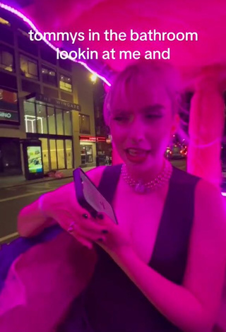 2. Amazing Abby Roberts Shows Cleavage in a Car