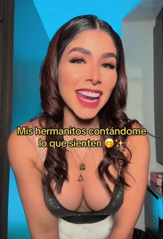 2. Sweetie Alexa Torrex Shows Cleavage in Top