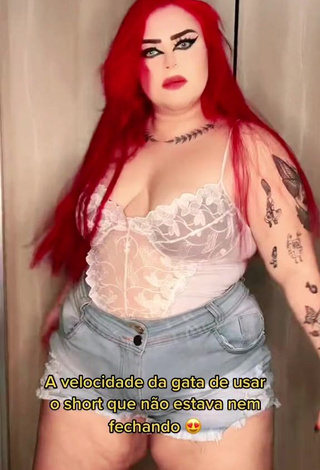 5. Sexy Alexia Tamira Shows Cleavage in Bodysuit