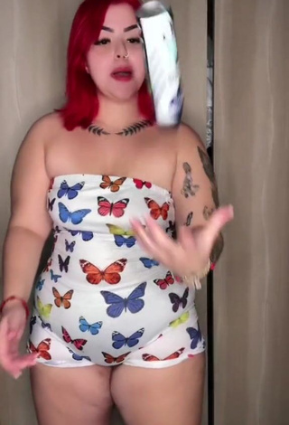 5. Beautiful Alexia Tamira Shows Cleavage in Sexy Overall