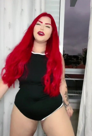 4. Hottest Alexia Tamira Shows Butt while Twerking