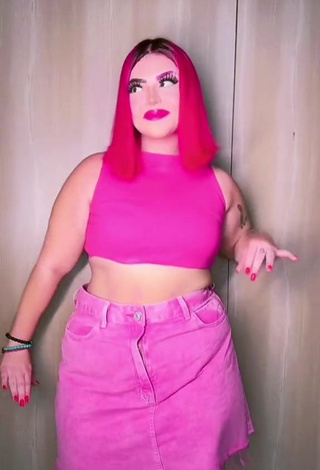 Erotic Alexia Tamira in Pink Crop Top