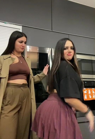 6. Ama Blitz in Cute Black Crop Top while Twerking