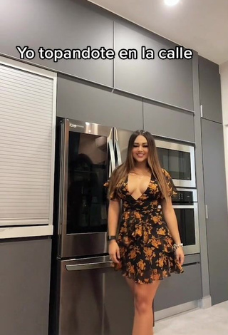 5. Pretty Ama Blitz Shows Cleavage in Dress
