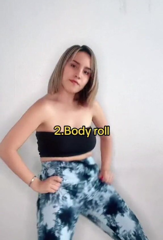 4. Seductive andysistar407 Shows Cleavage in Black Tube Top