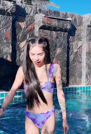 2. Atom Tattapol Shows Cleavage in Sweet Bikini at the Swimming Pool