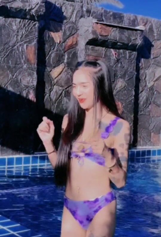 6. Atom Tattapol Shows Cleavage in Sweet Bikini at the Swimming Pool