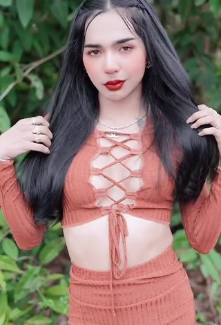 3. Pretty Atom Tattapol Shows Cleavage in Crop Top