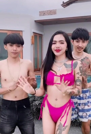 5. Magnificent Atom Tattapol Shows Cleavage in Pink Bikini
