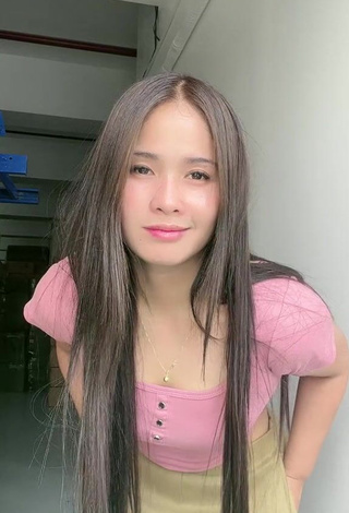 Beautiful Christian Mae Shows Cleavage in Sexy Pink Crop Top