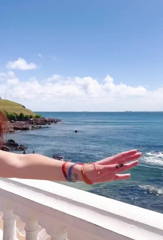 6. Fine Cibelly Ferreira Shows Butt