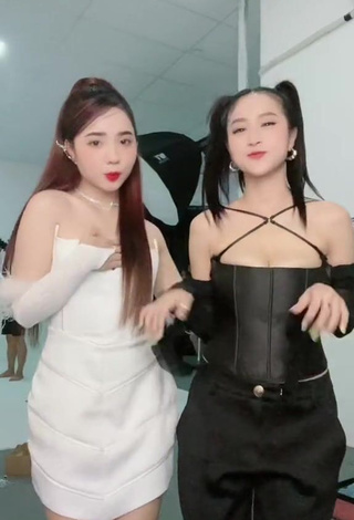 4. Sexy Cindy Diễm Mii Shows Cleavage in White Dress