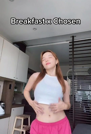 3. Attractive Dasuri Choi in White Crop Top