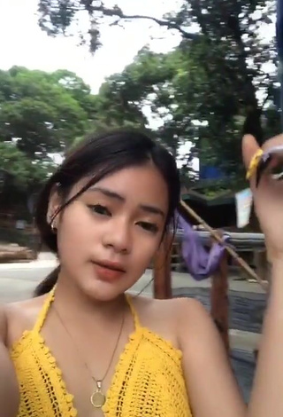 2. Eya Borja is Showing Sweetie Cleavage