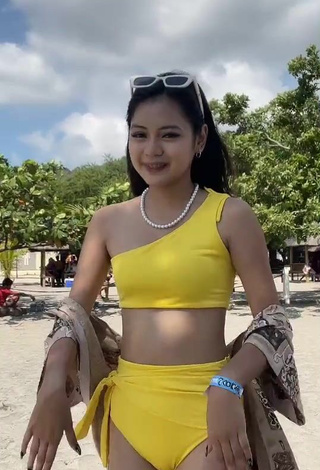 2. Sweetie Eya Borja Shows Cleavage in Yellow Bikini