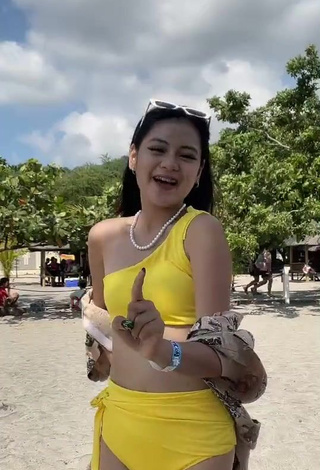 6. Sweetie Eya Borja Shows Cleavage in Yellow Bikini