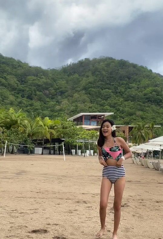 4. Cute Eya Borja Shows Cleavage in Swimsuit