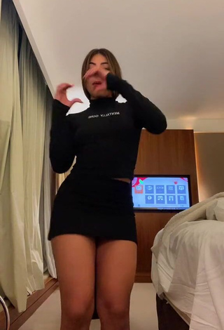 2. Hot Ingrid Ohara in Top