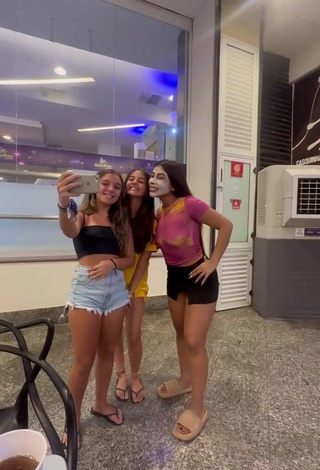 6. Hottie Ingrid Ohara Shows Nipples Braless