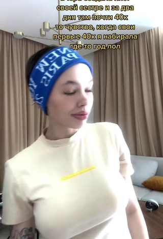 2. Wonderful Instasamka Shows Nipples Braless